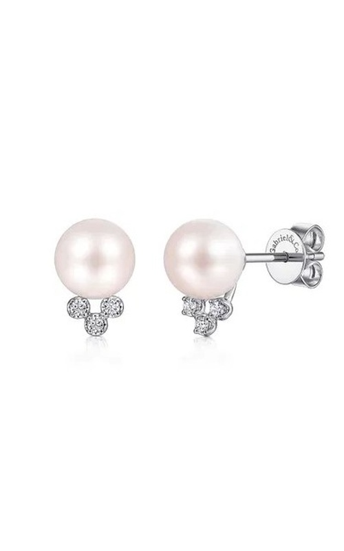 PEARL AND DIAMOND STUD EARRINGS