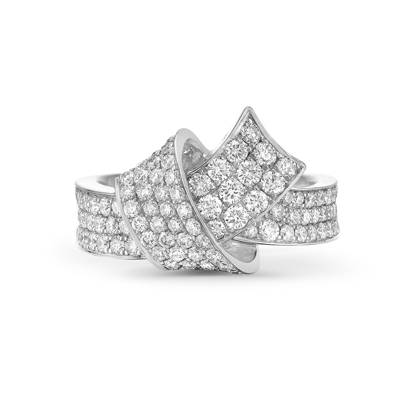 Pavé Embrace Ring