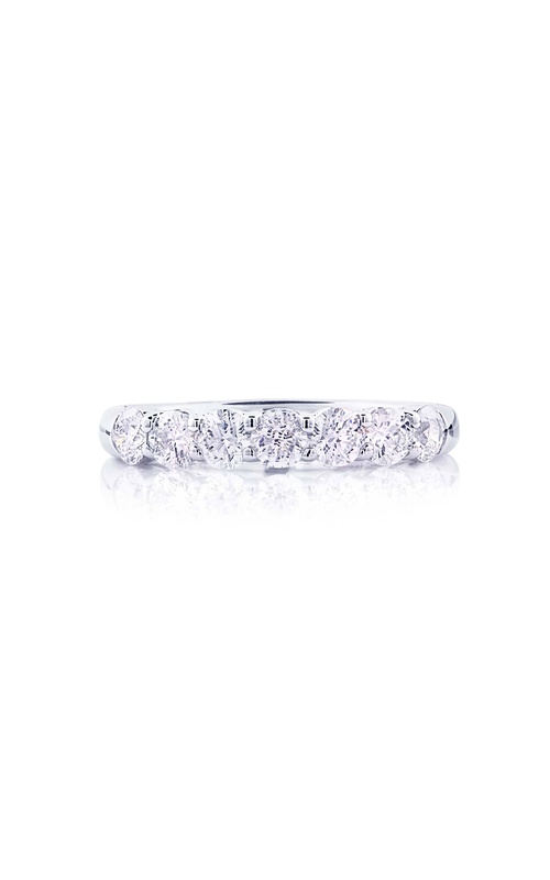 Elegance Elevated | Classic Single-Row Round-Cut Diamond Band in Pure Platinum