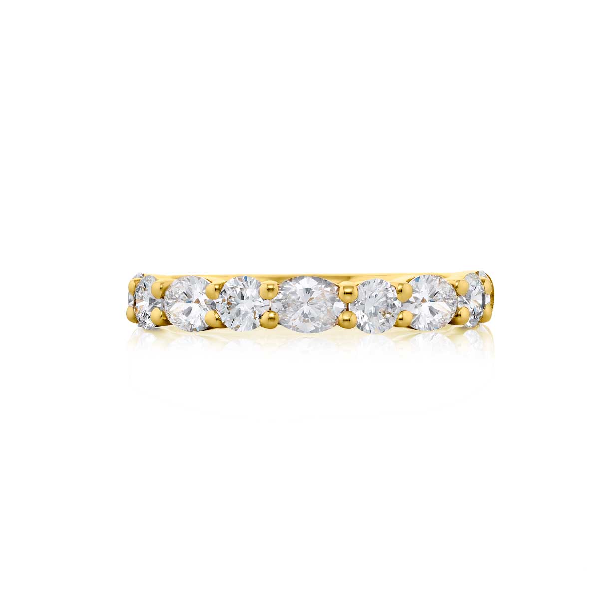 18K Yellow Gold Oval and Round Diamond Single-Row East-West Band
