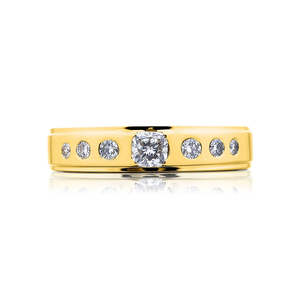 18K Yellow Gold Cushion-Cut and Round Diamond Single-Row Bezel Set Men's Wedding Band