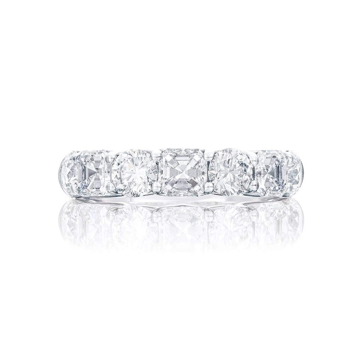 Platinum Round Diamond Single-Row Band