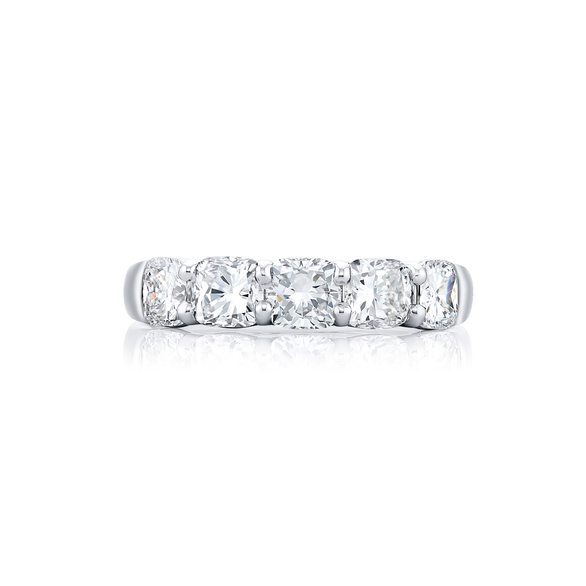Platinum Cushion-Cut Diamond Single-Row Band