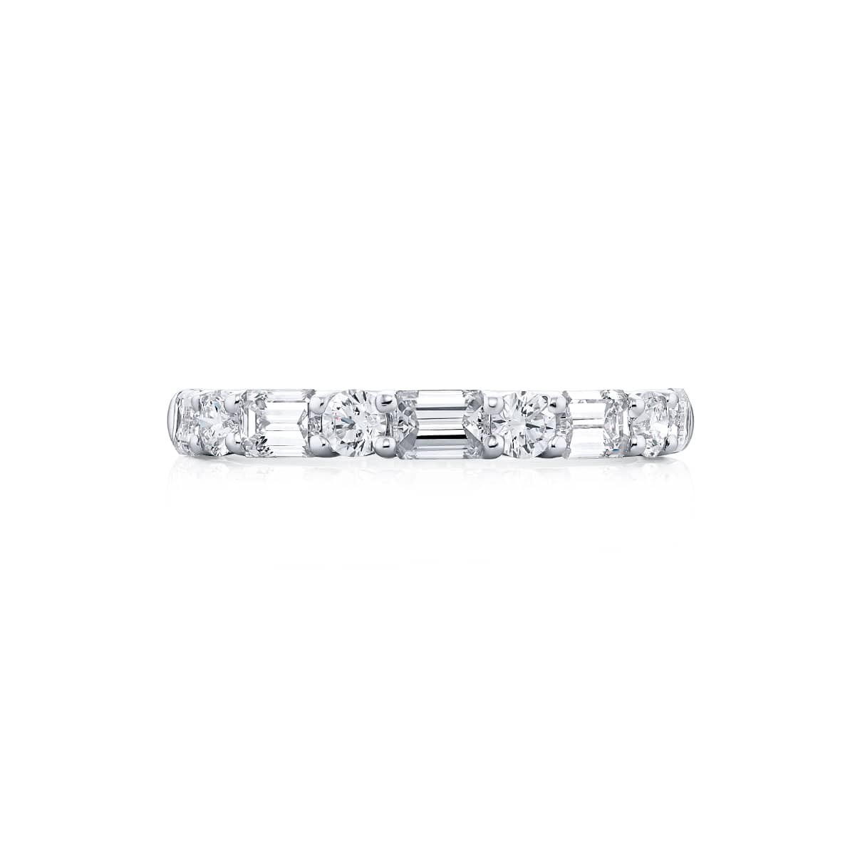 Platinum Straight Baguette Diamond Single-Row East-West Band