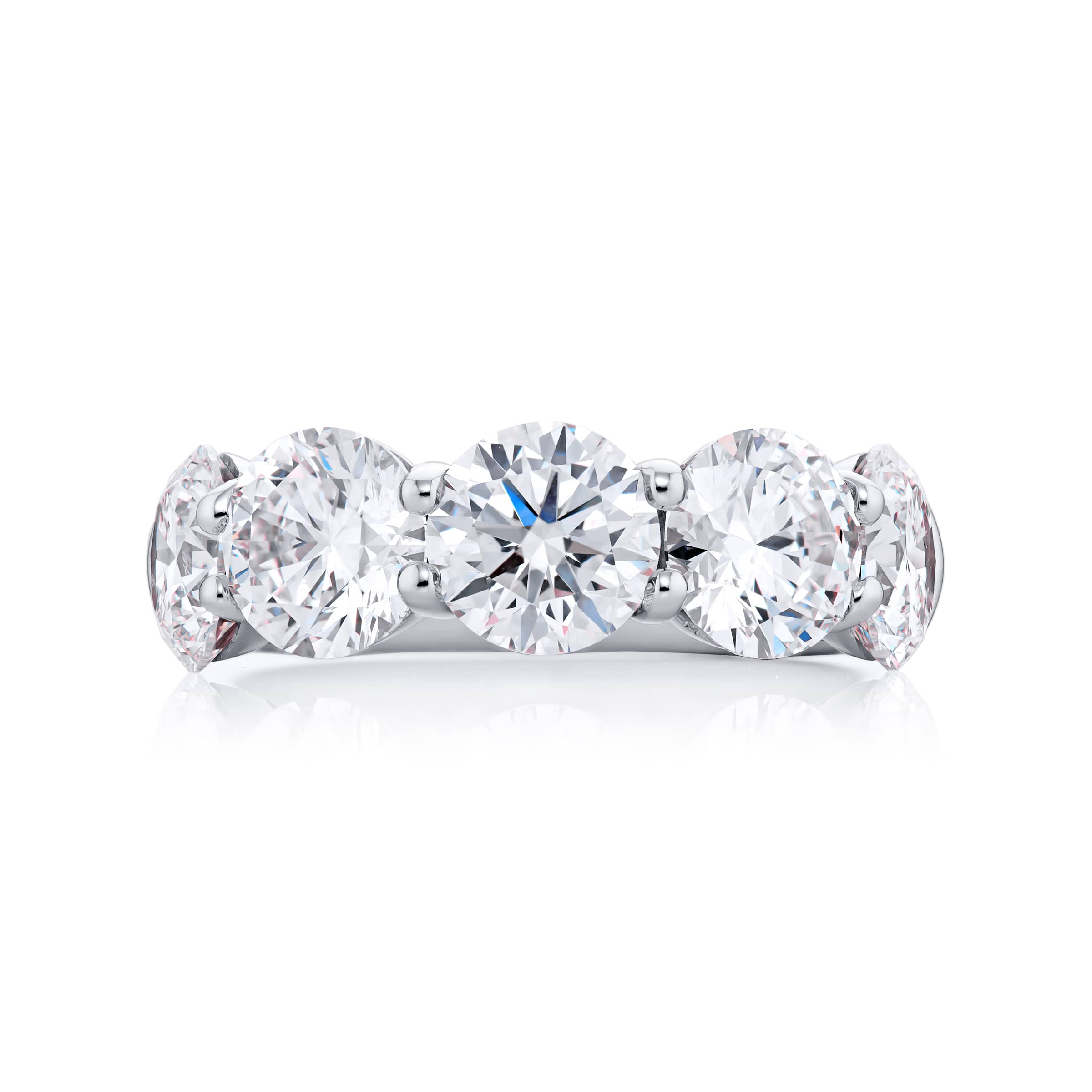 Platinum Round Diamond Single-Row GIA Certified Band