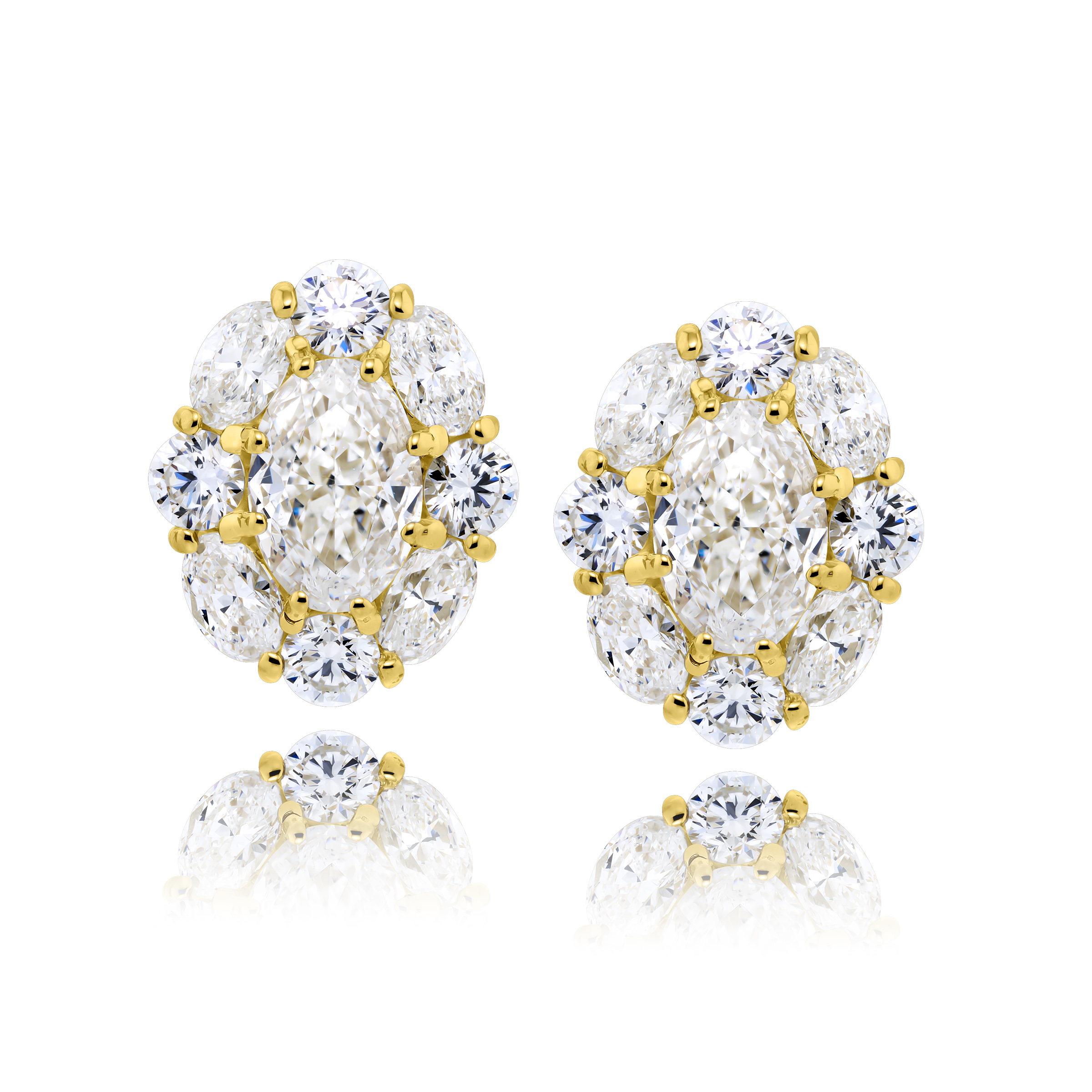 18K Yellow Gold Oval Diamond Certified Stud Earrings