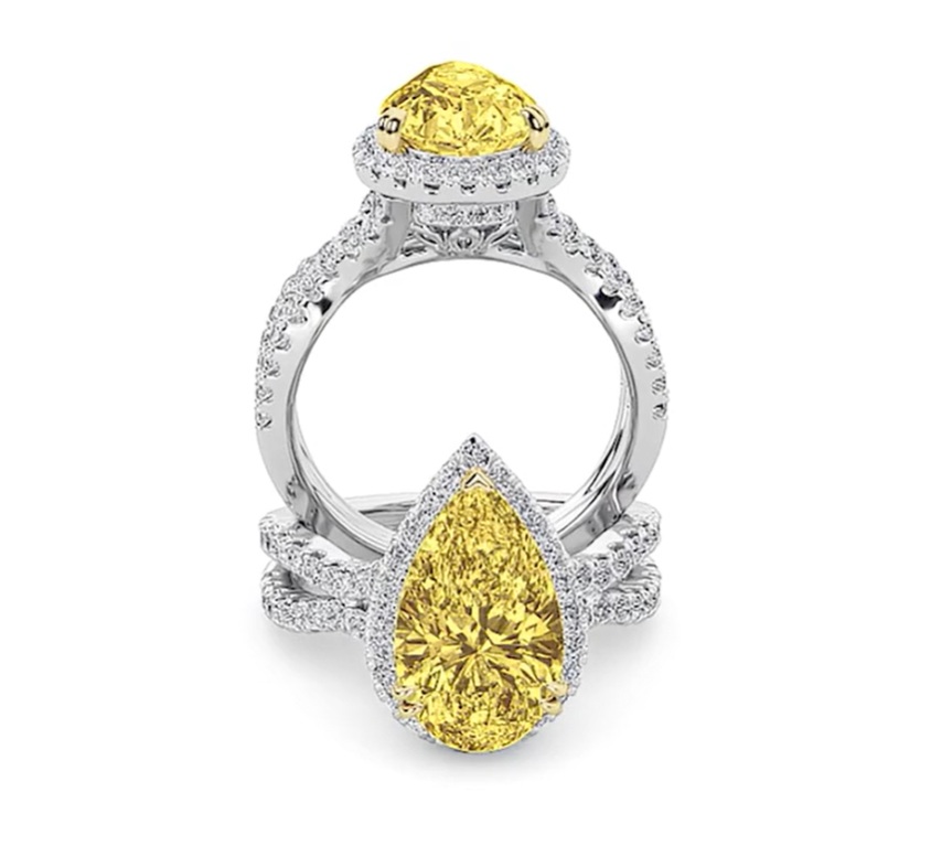 4Cttw Radiant Shaped Lab Grown Diamond (F/VS)  Ring in 14K Gold