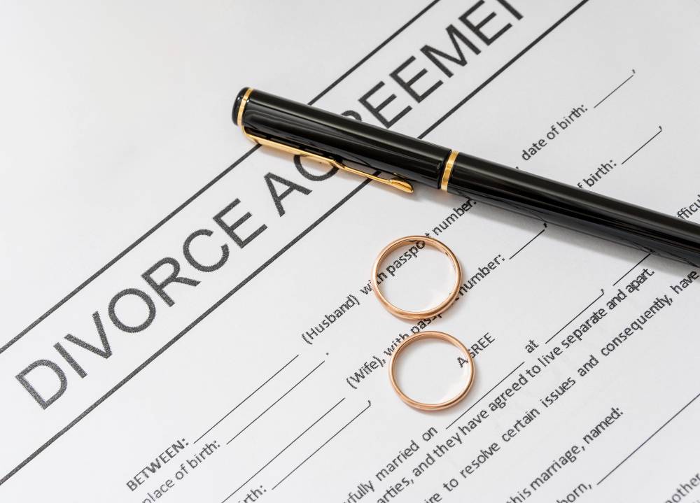 Surrey Child Maintenance Lawyer