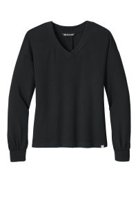 TravisMathew Women's Long Weekend V-Neck TM1LD009