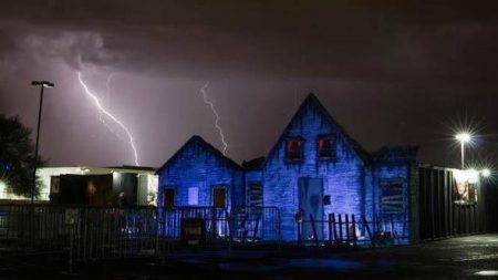 Haunted House Superstition Springs Center october 2018 event