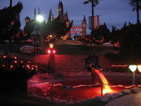 Golfland Sunsplash Halloween Mini Golf october 2018 event