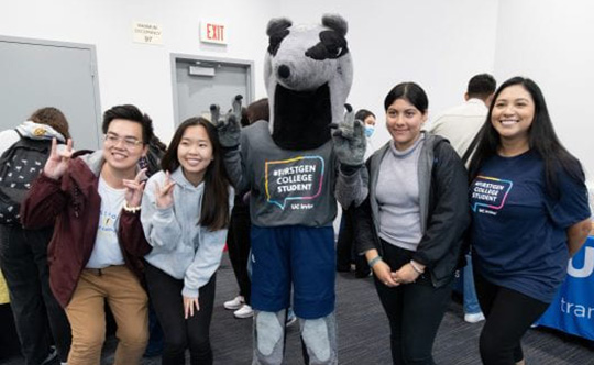 Students pose with Peter the Anteater at the 2022 First Gen Day event at UC Irvine. 