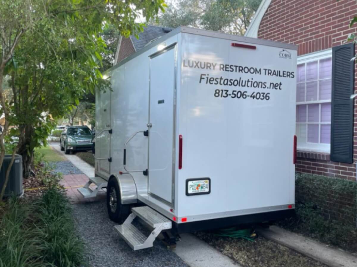 Restroom Rentals in Tampa