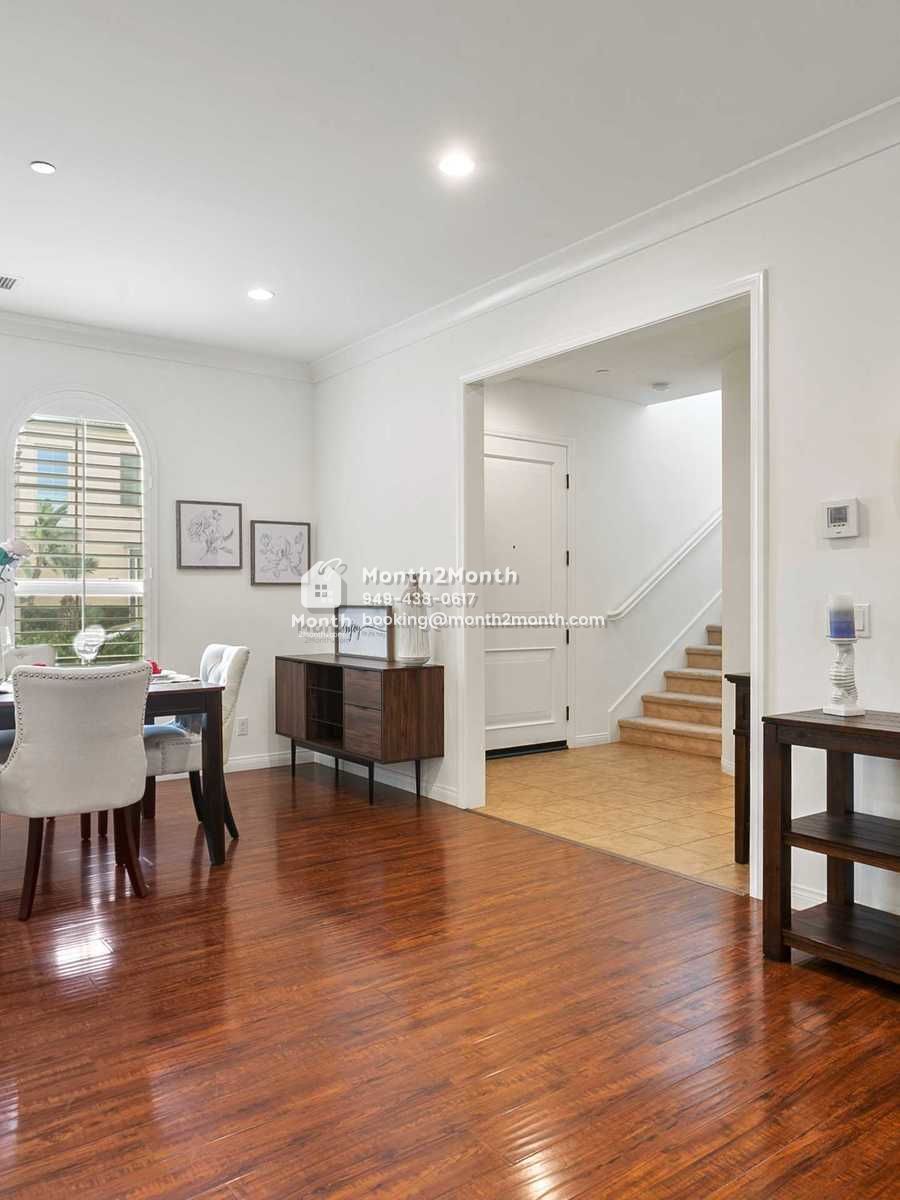 Portrait original 20230201105955 bdf696f1 023 95hanginggarden