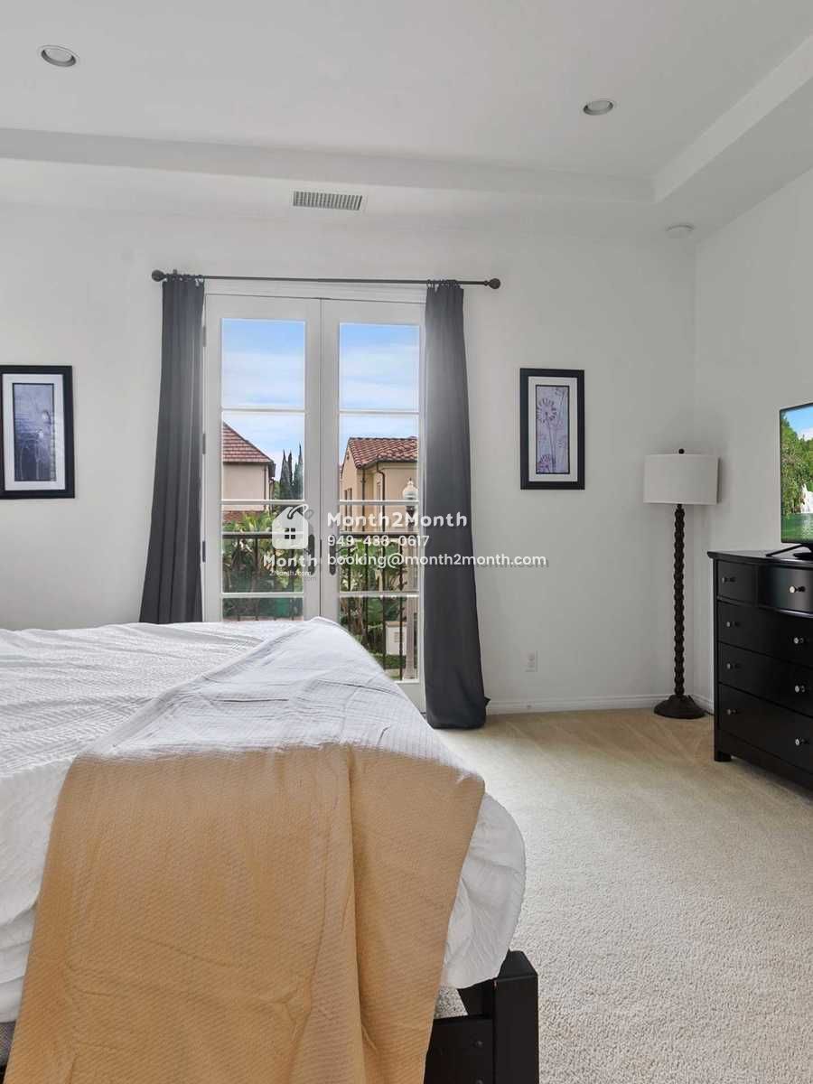 Portrait original 20230201110031 fa609a62 023 95hanginggarden