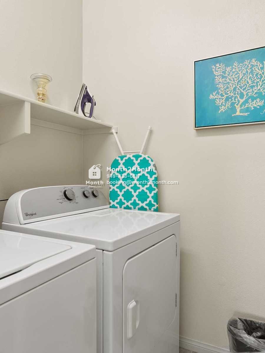 Portrait original 20230416212510 e880c303 021 brightpoppy