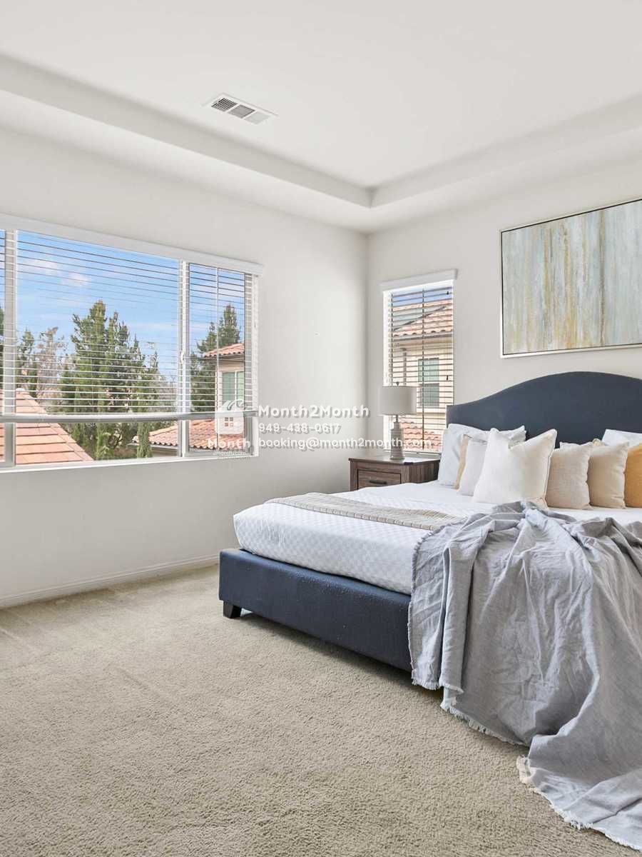 Portrait original 20230416212554 e1ce1da7 021 brightpoppy