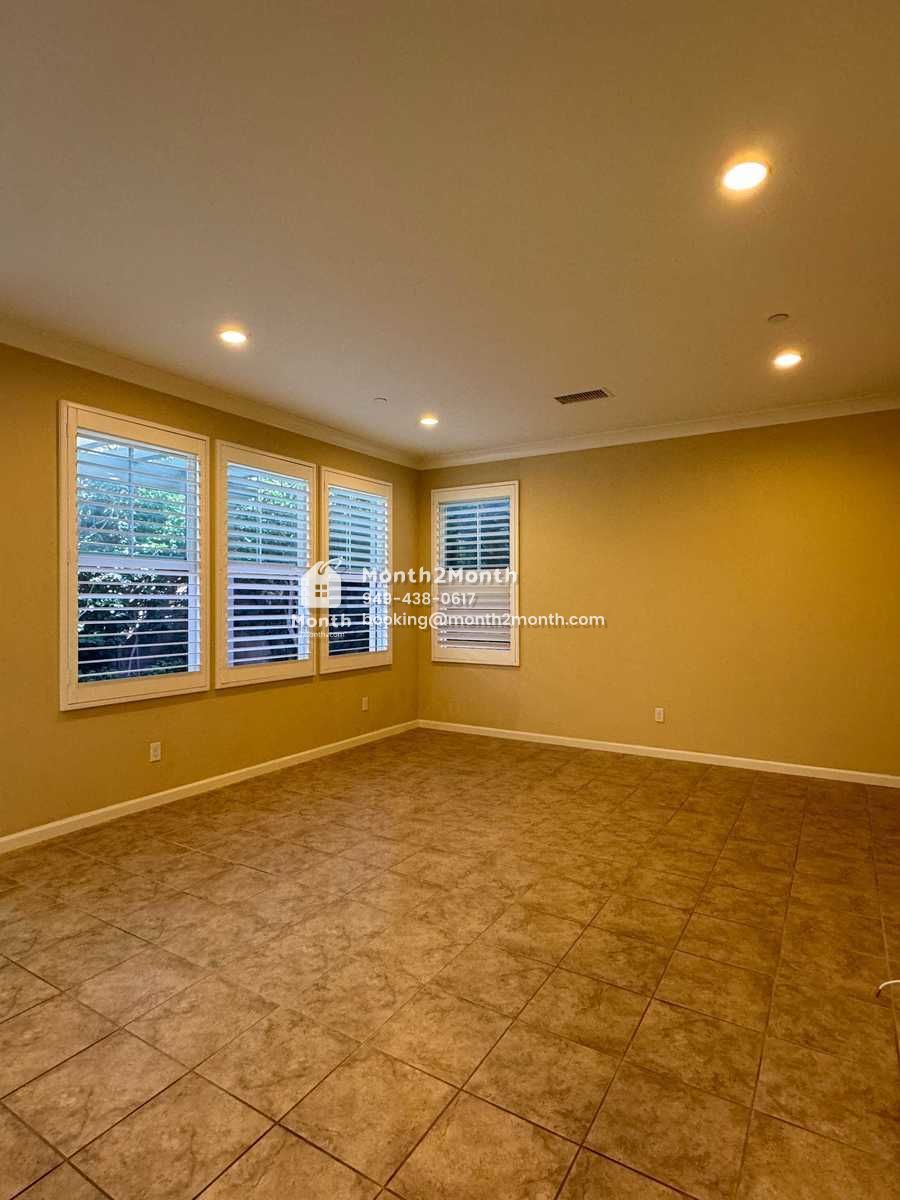 Portrait original 20231212161156 8f62f6e0 img 8463