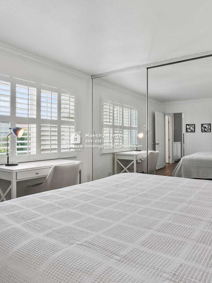 Portrait original 20241117232505 ae17c272 030 5rockwood