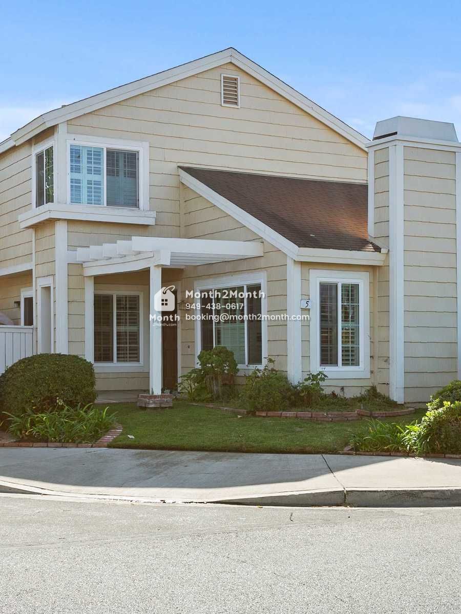 Portrait original 20241117232539 328a1e62 030 5rockwood