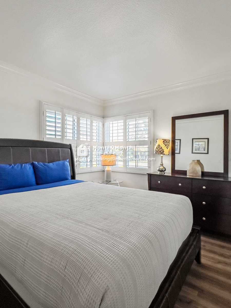 Portrait original 20241117232619 6a991ae4 030 5rockwood