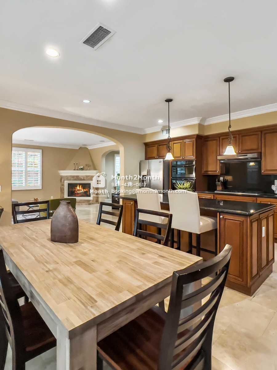 Portrait original 20241209100557 dd3a6456 034 63secretgarden