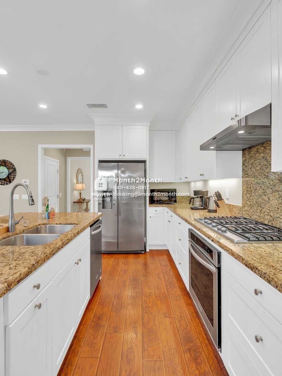 Portrait original 20250811004804 6e058a36 indoor 07