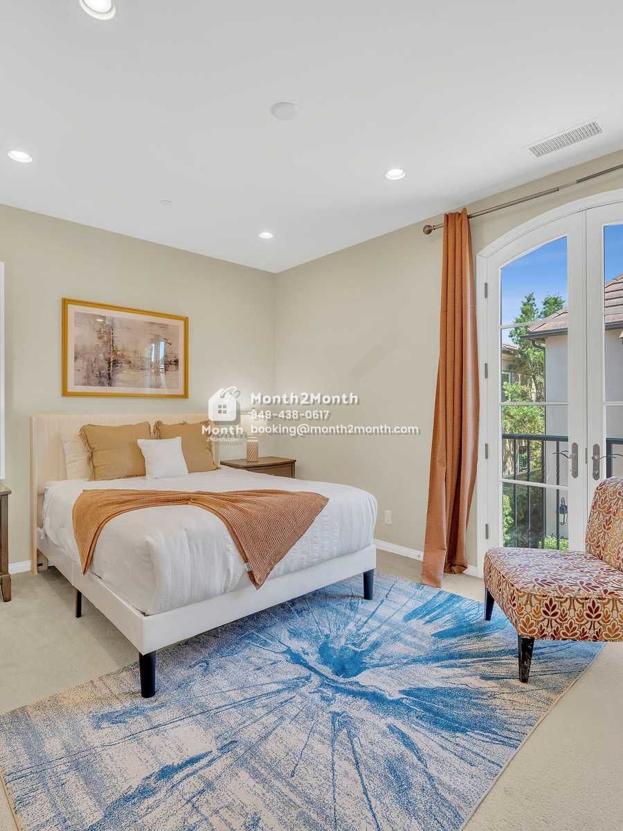 Portrait original 20250811005630 69cd4a51 outdoor 05