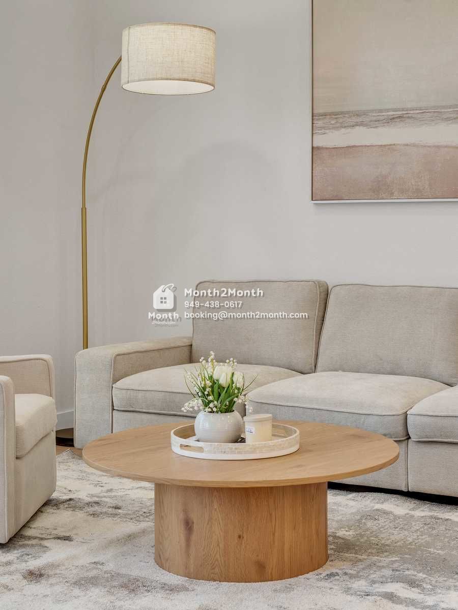 Portrait original 20260112113316 30b947cd indoor 60