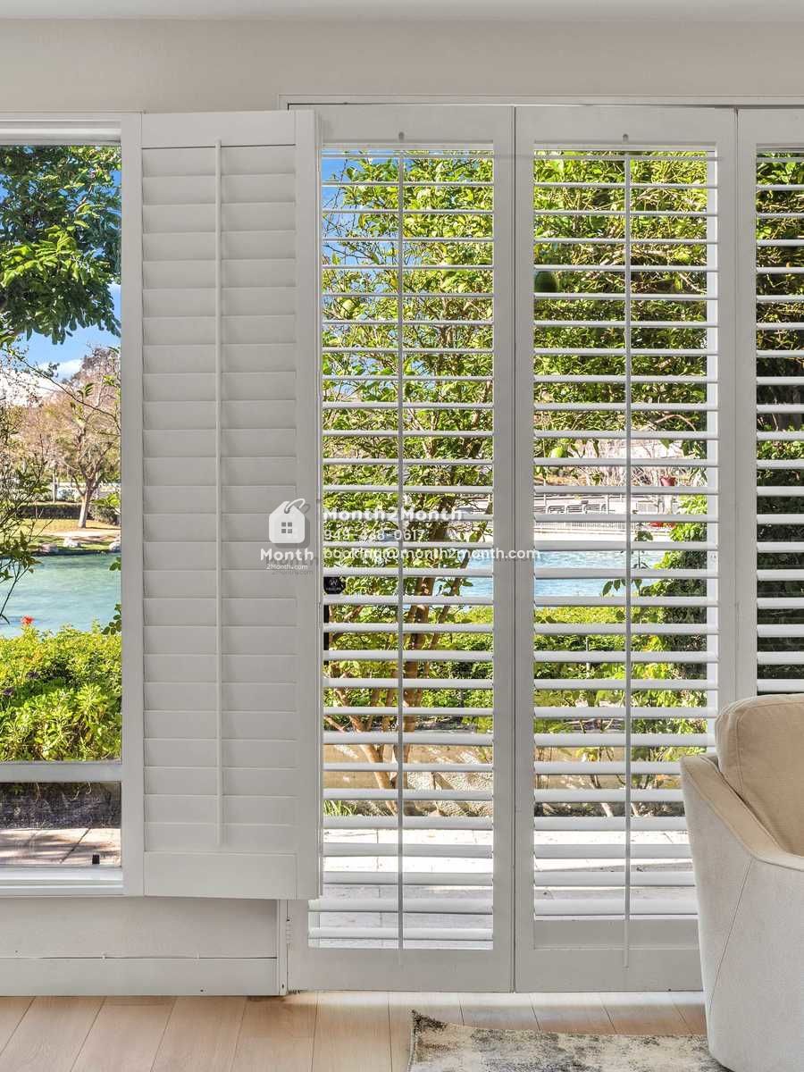 Portrait original 20260112113413 618d8a19 indoor 60