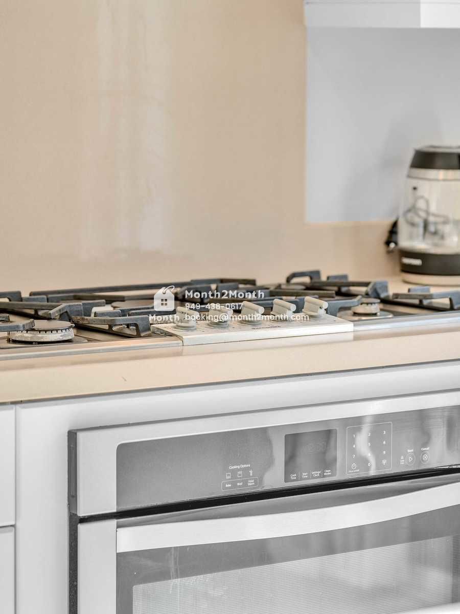 Portrait original 20260119180634 2196db6c indoor 38