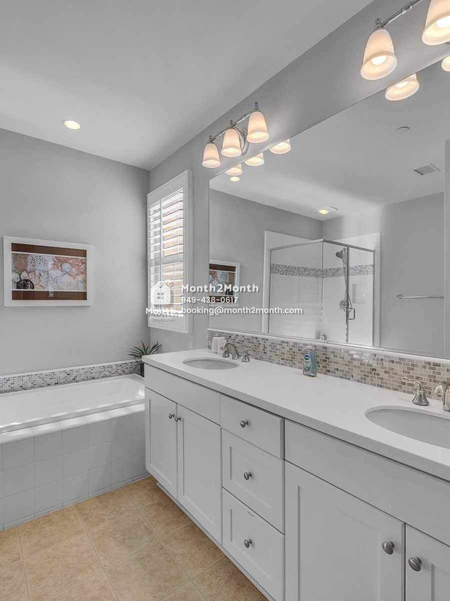 Portrait original 20260119180709 b5372236 indoor 38