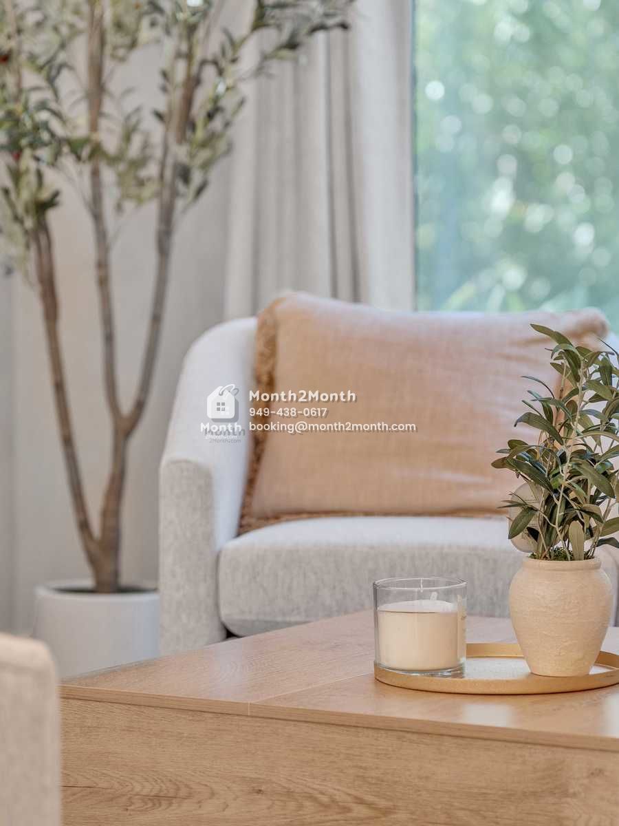 Portrait original 20260119180802 23f6f25b indoor 38