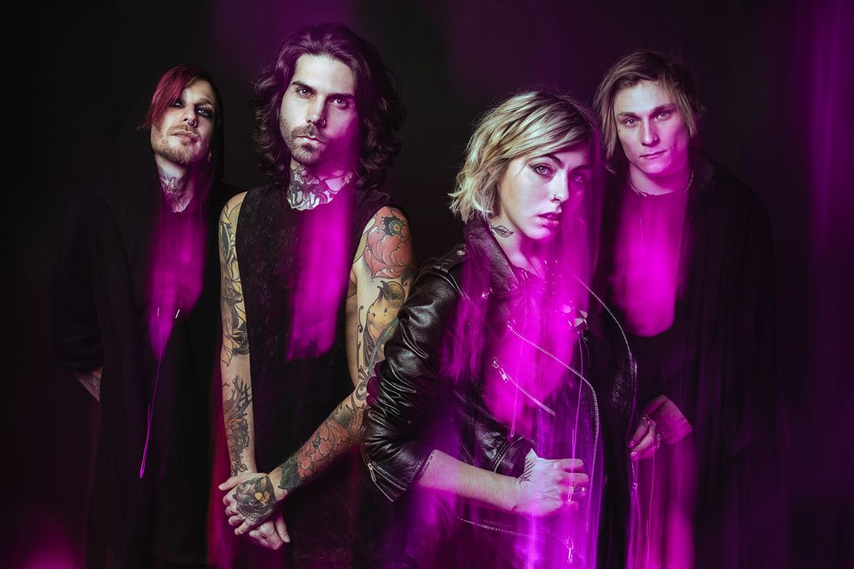 Robin and Lela Profile Photo