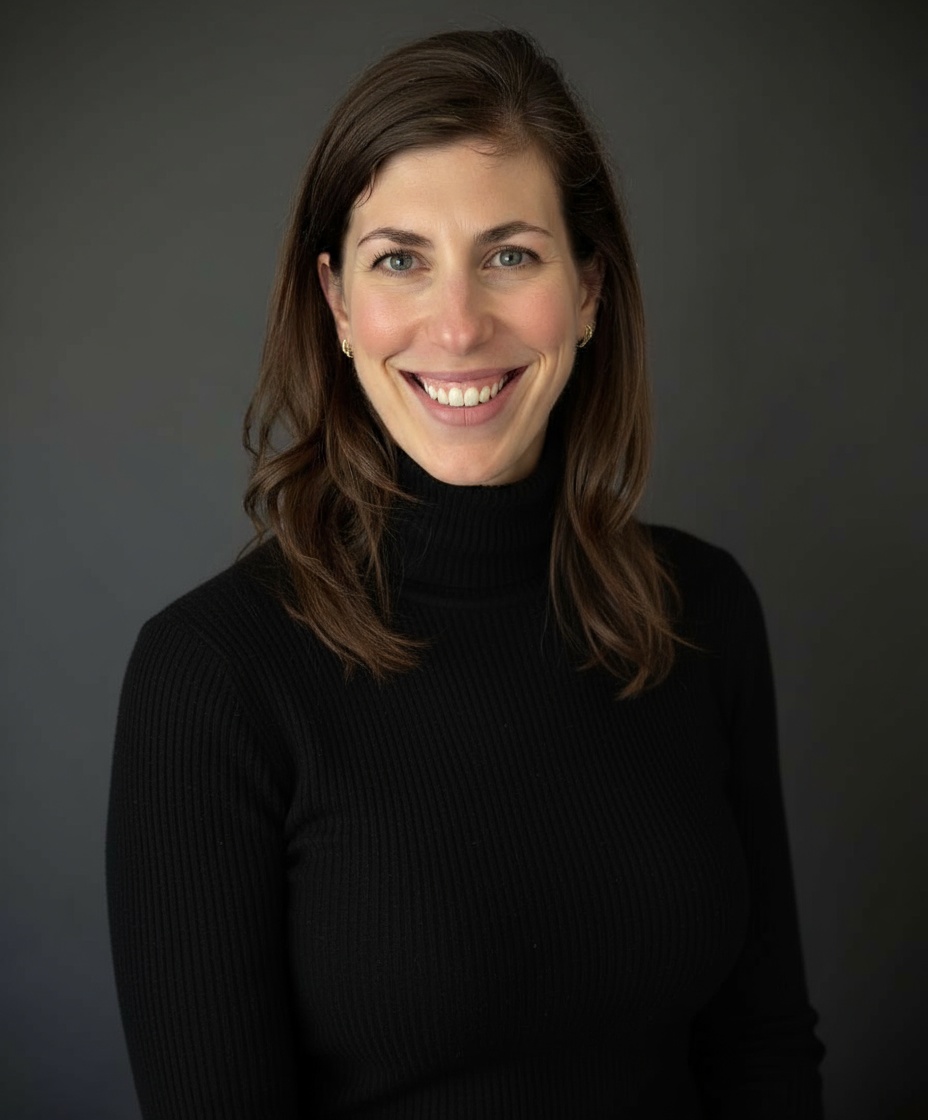Laura Peever Profile Photo