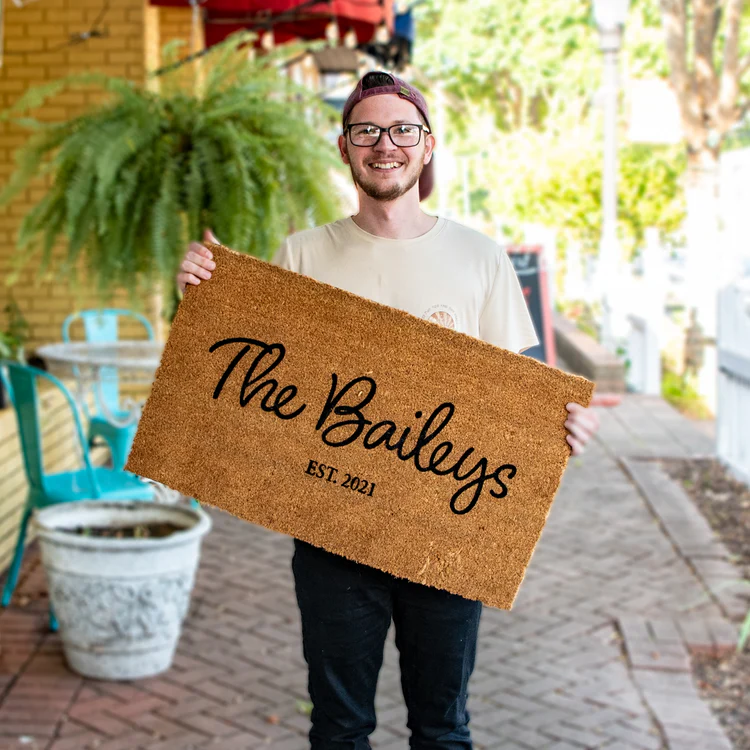 EP 208: TAKING RISKS AND CRAFTING SUCCESS WITH GAUGE BAILEY