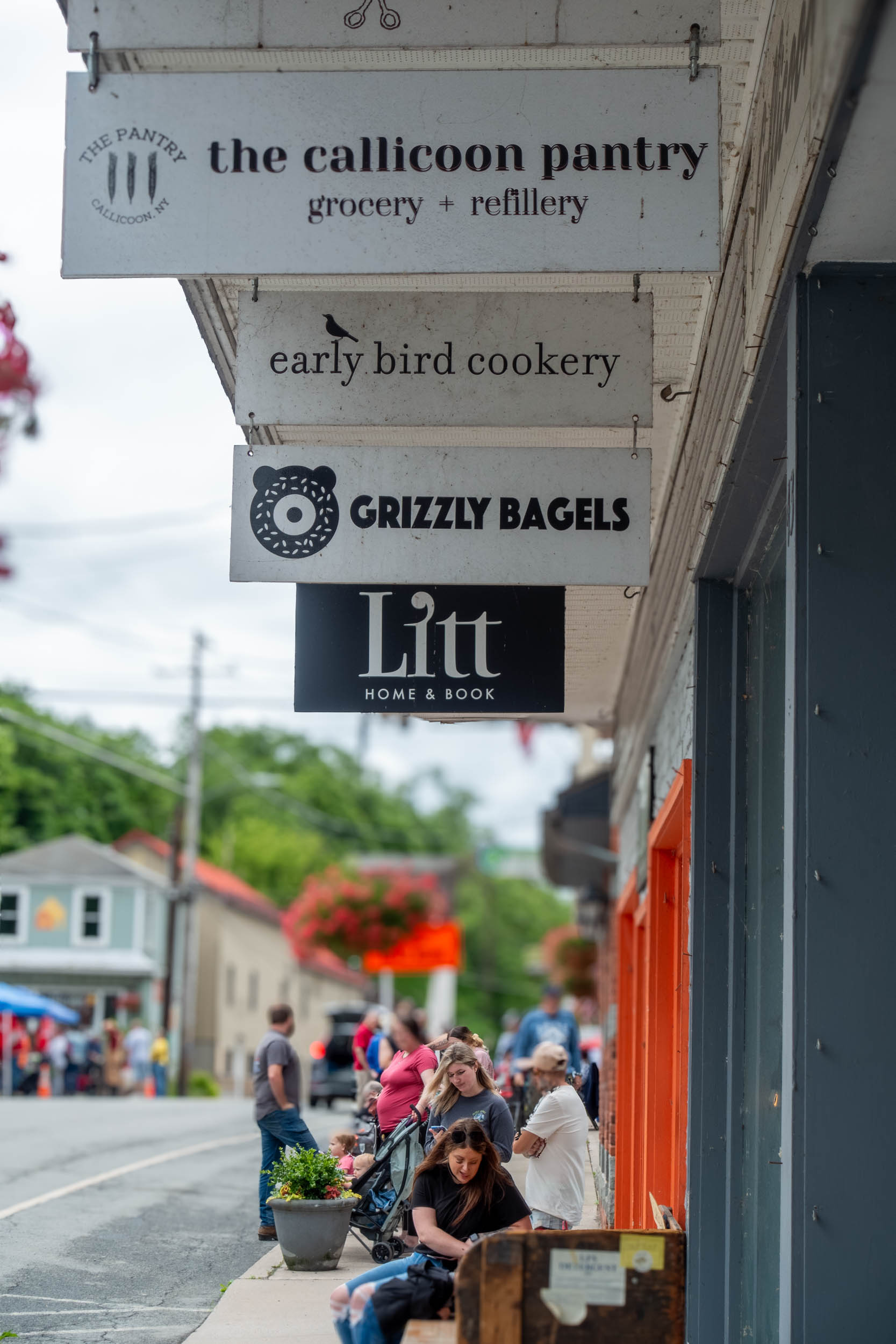 Upstate Coffee Crawl: Grizzly Bagels Upstate Coffee Crawl: Grizzly Bagels