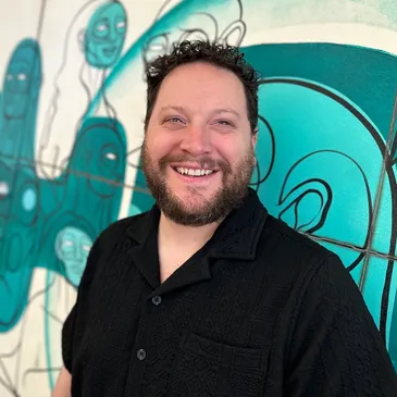 Eli Schwab Profile Photo