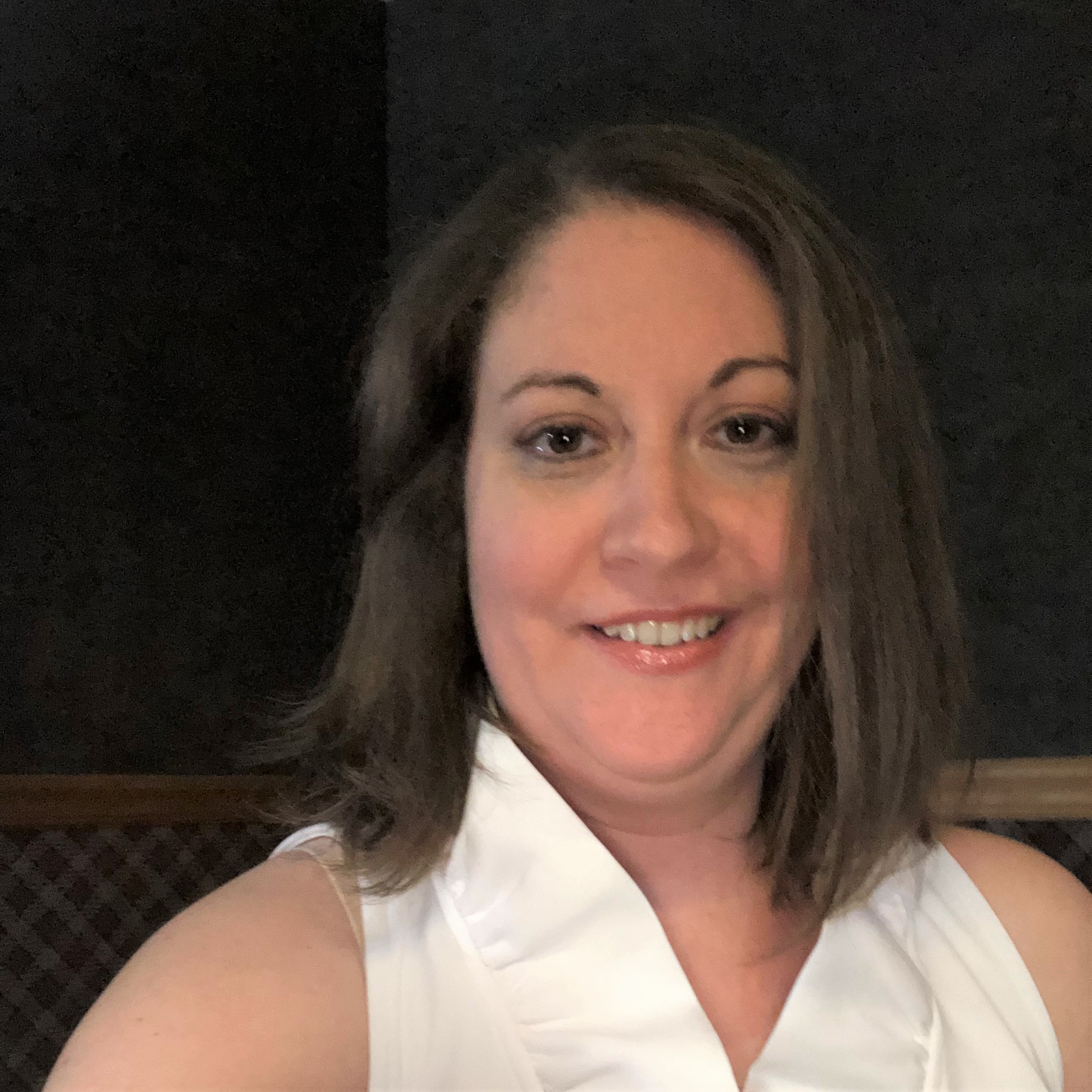 Lea Lauks - Living with an Alcoholic Spouse - Finding the Light