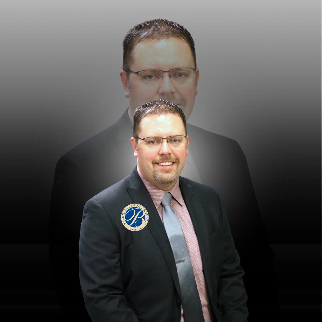 Derek Oldfield Profile Photo