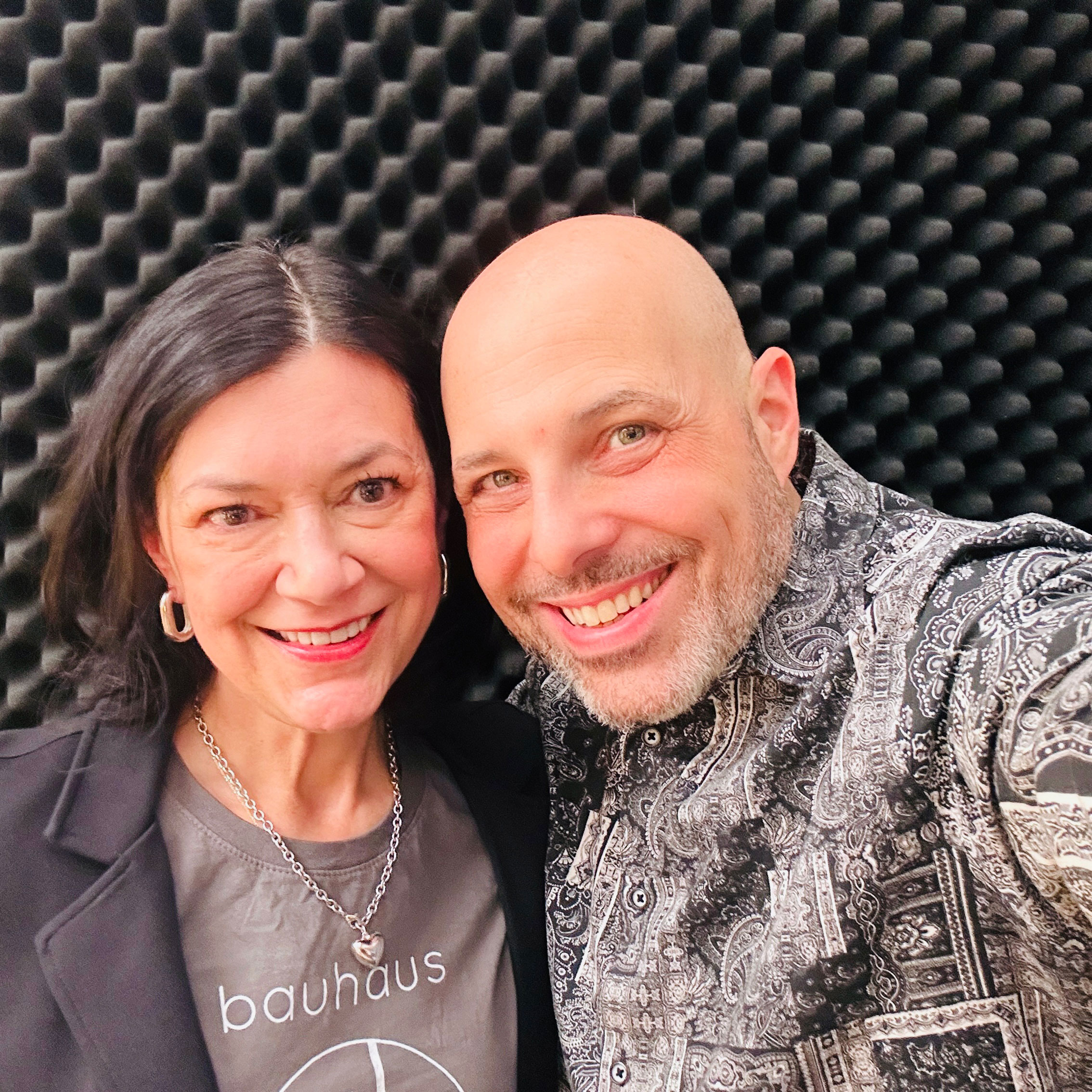 Out of Patients EP411: The Cancer Fun House: Michele Andrews Out of Patients EP411: The Cancer Fun House: Michele Andrews