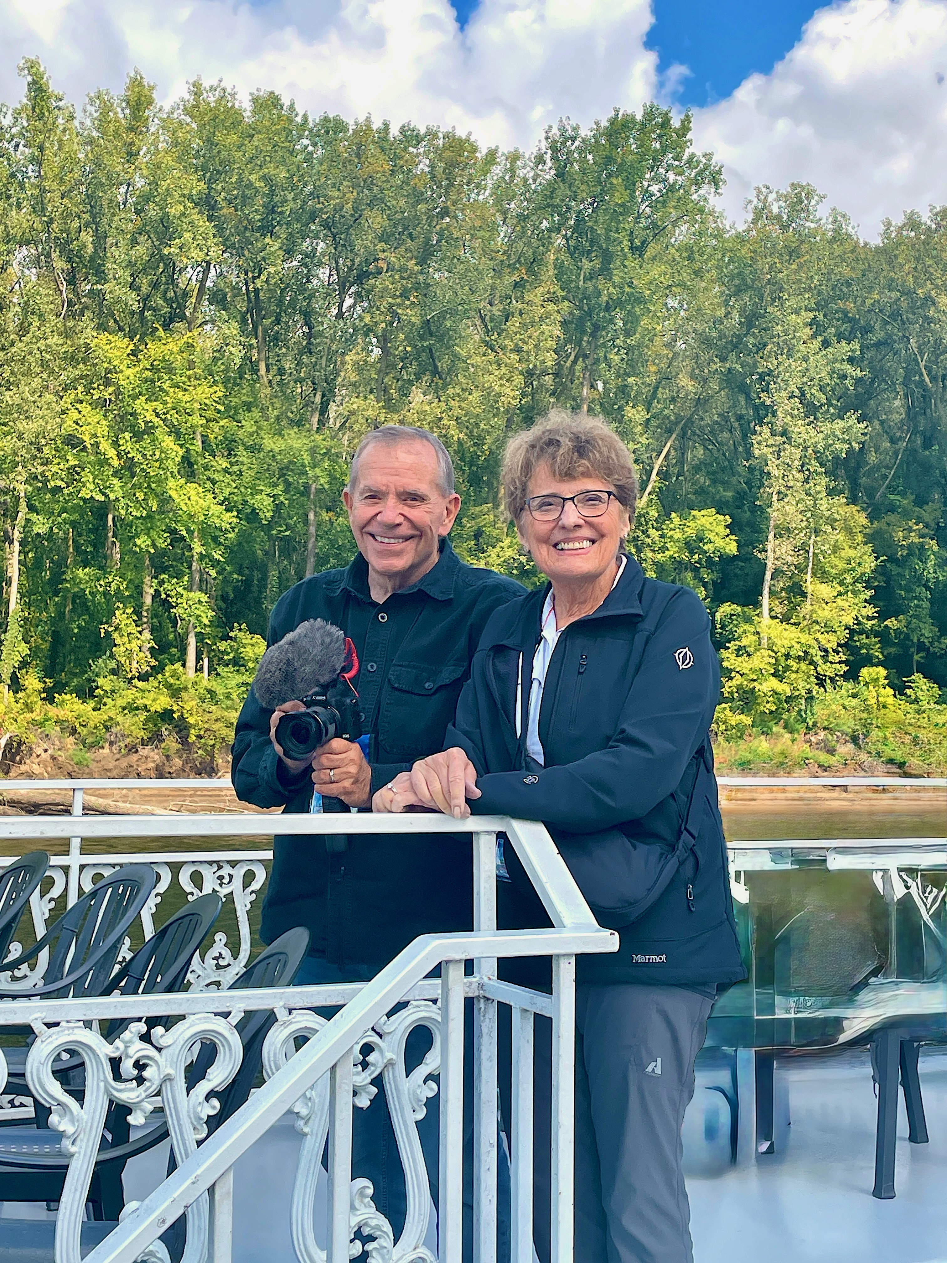 Mike & Jennifer Wendland Profile Photo