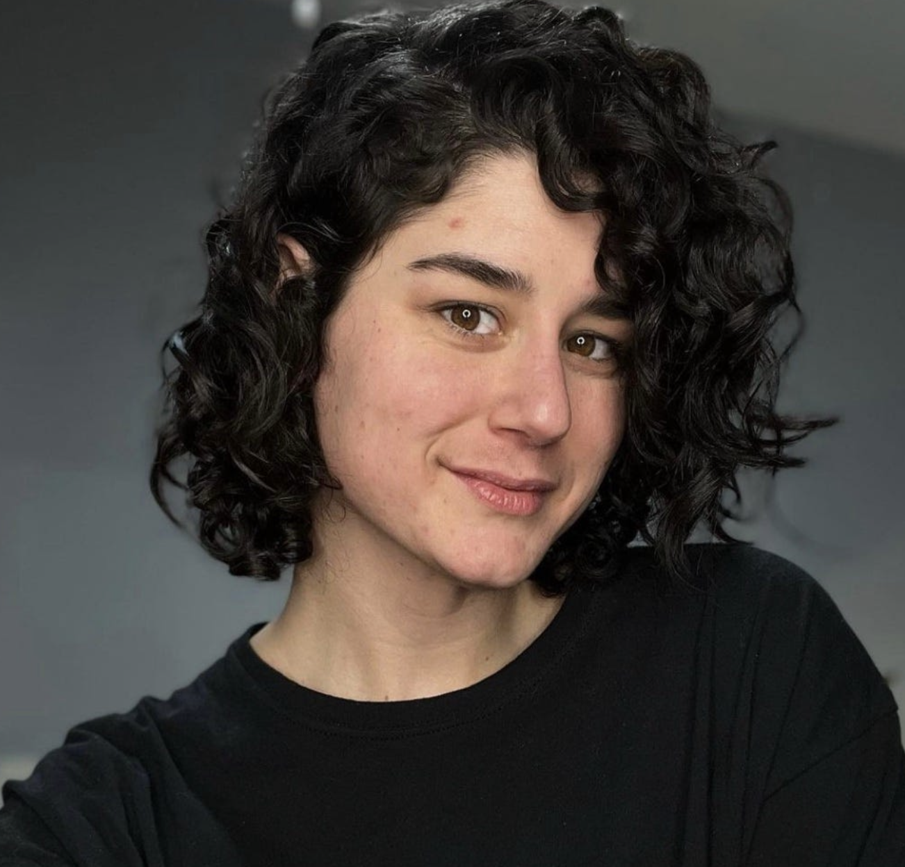 Elyse Myers Profile Photo