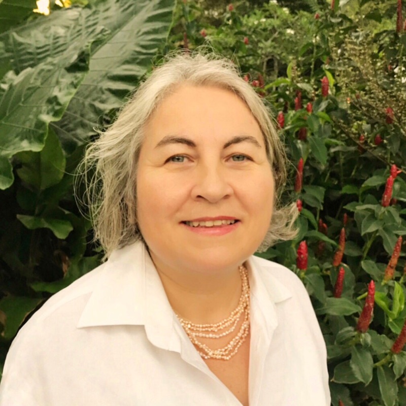 Veronique Elefant-Yanni Profile Photo