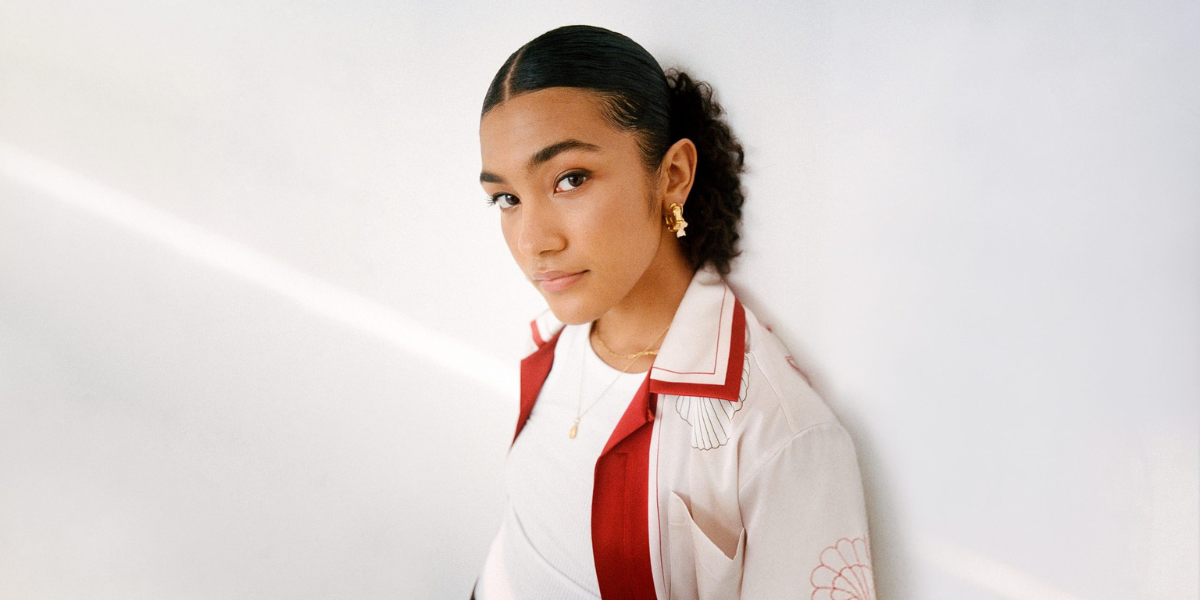 Olivia Dean Didn’t Try to Make a Smash. She Tried to Tell the Truth.