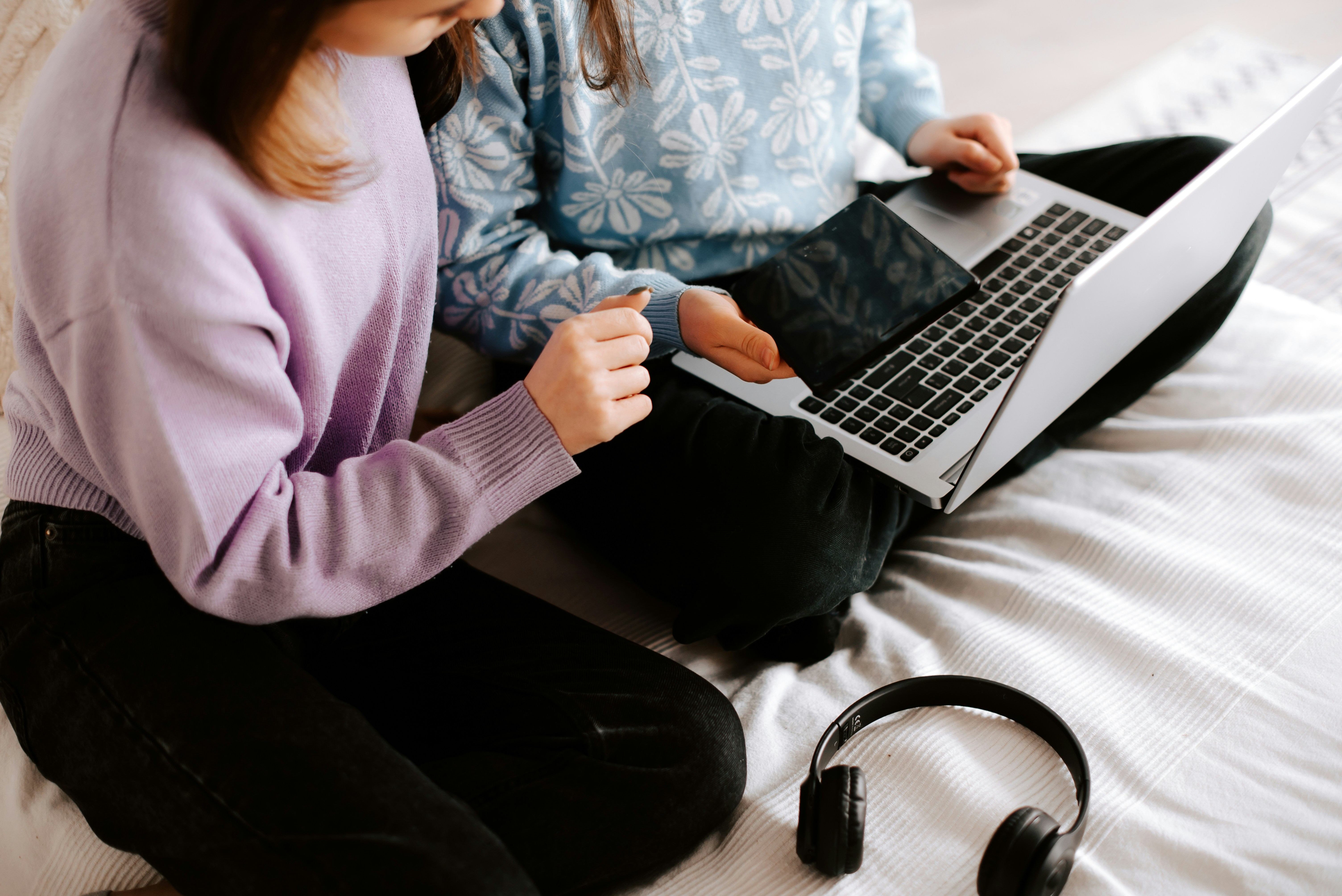 How This IJM Expert Equips Her Own Kids for a Digital Age - Amanda Vohs, IJM, episode 05