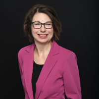 Jennifer Zach Profile Photo