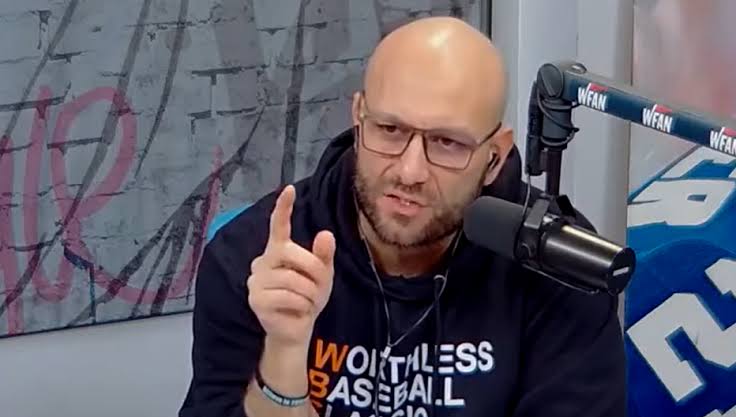 New York Sports Talk Is Better With Sal Licata — And WFAN Shouldn’t Lose Him