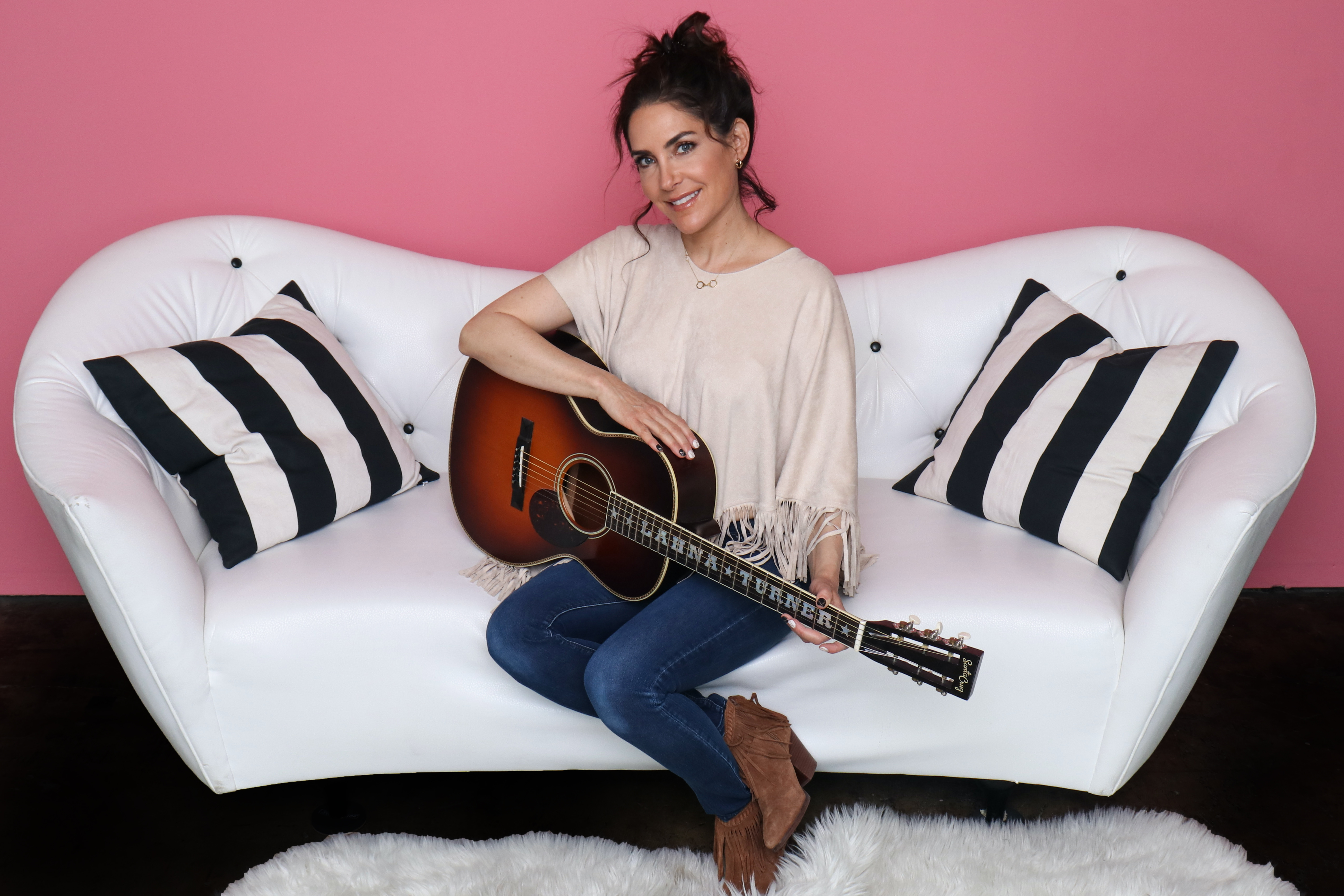 Lahna Turner Profile Photo