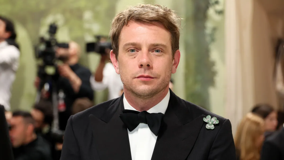 Jonathan Anderson Didn’t Believe in Couture, Until He Had to Lead It Jonathan Anderson Didn’t Believe in Couture, Until He Had to Lead It